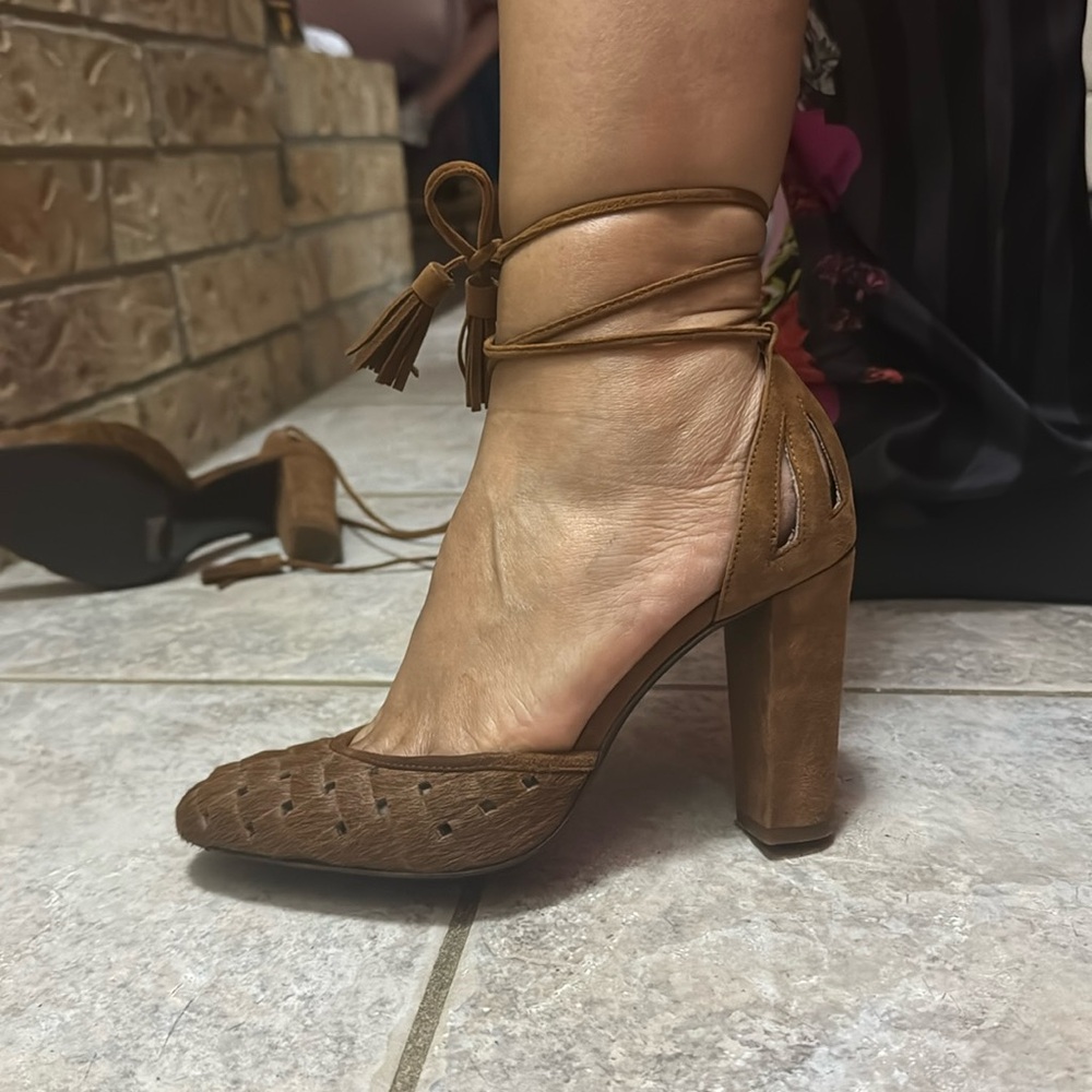 Ralph Lauren Verna Leather Fur Tasseled Heels 6